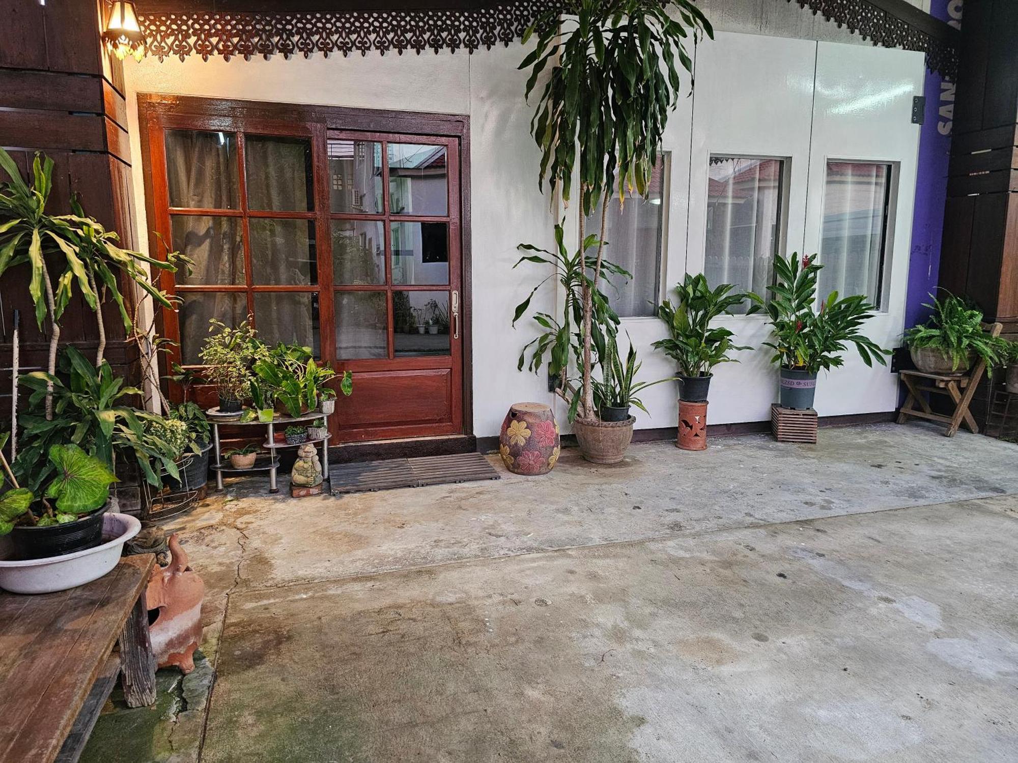 Kanecha'S Home Lampang Kültér fotó